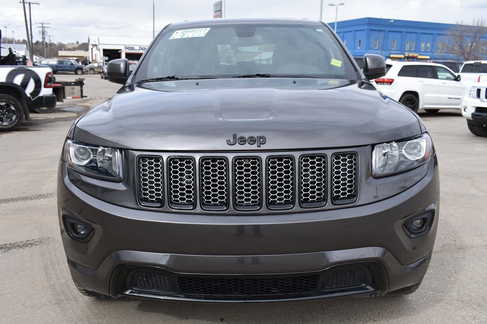 Pre-Owned 2015 Jeep Grand Cherokee Laredo | Sunroof | Remote Start