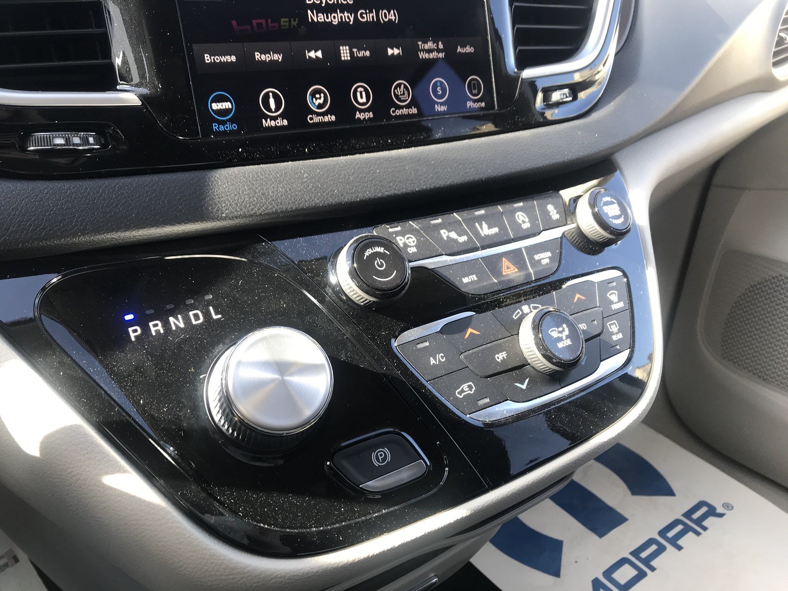 New 2019 Chrysler Pacifica TouringL Navigation DVD