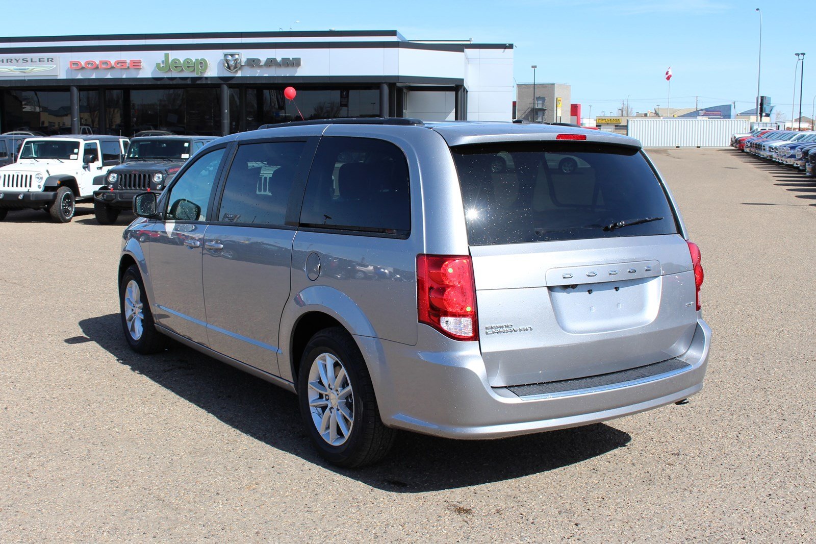 New Dodge Grand Caravan Sxt Plus Stow N Go Dvd Mini Van